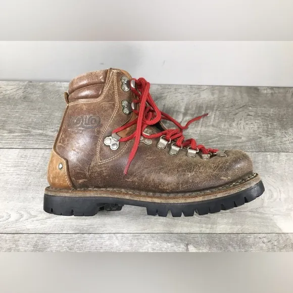 Vintage Asolo Womens Hiking Leather Hiker Stomper Boots Vibram Backpacking 7.5