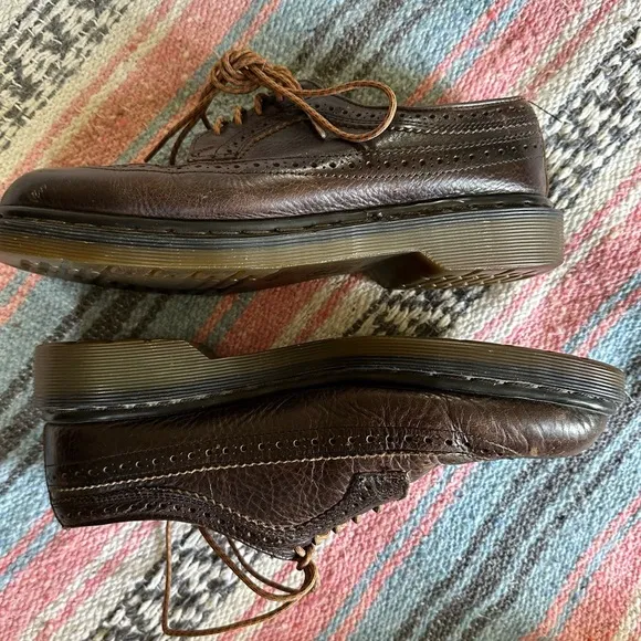vintage dr. martens • 3989 oxford lace-up shoes uk made in england 90s