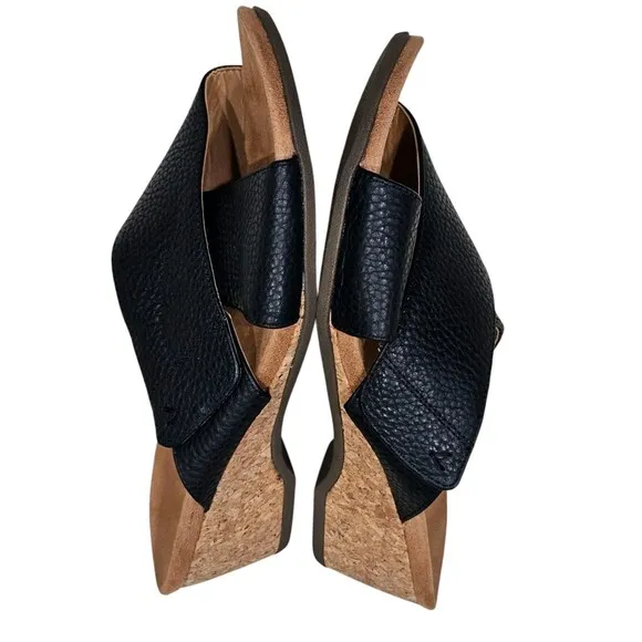 Vionic Leticia Cork Heel Embossed Lizard Print Sandals Black Size 8.5 Crisscross