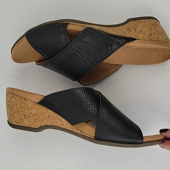 Vionic Leticia Slide Sandals Black Leather Size 6.5