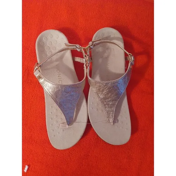 VIONIC Sandals