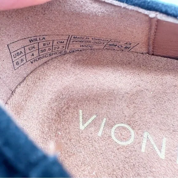 Vionic Willa Slip-on Black Suede Leather Flat Black Comfort Shoe 6.5 WIDE