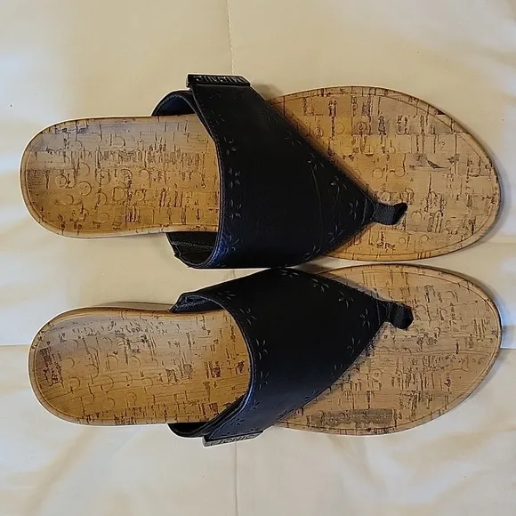 Vionic women's Black Anitra platform leather sandals size 11