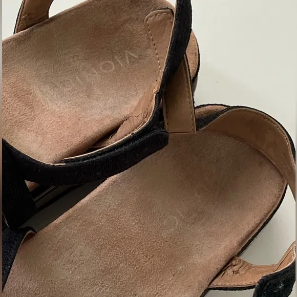 Vionic Women’s Phoenix Kellyn Backstrap Platform Sandals Black &amp; White Size 8.5