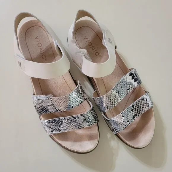 VIONIC® Women’s Colleen Cream Boa Metallic Leather Sandals