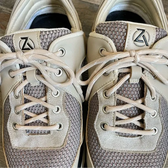 Zeba Hands-free Sneakers in Beige, Size 9.5